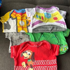 Toy Story Onesie Set- 5 pack